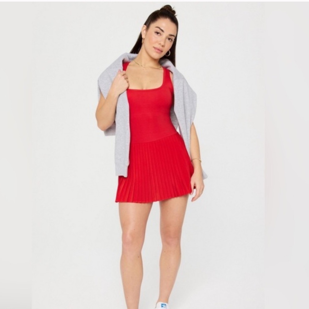 🧡 Fabletics Red Mini Dress with Pleated Skirt